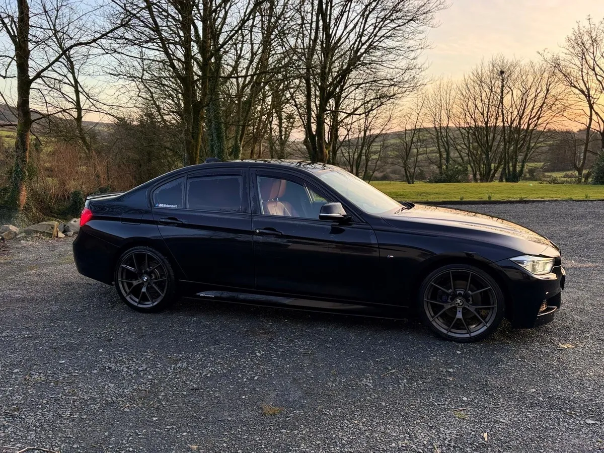 BMW 3-Series 2016 - Image 3