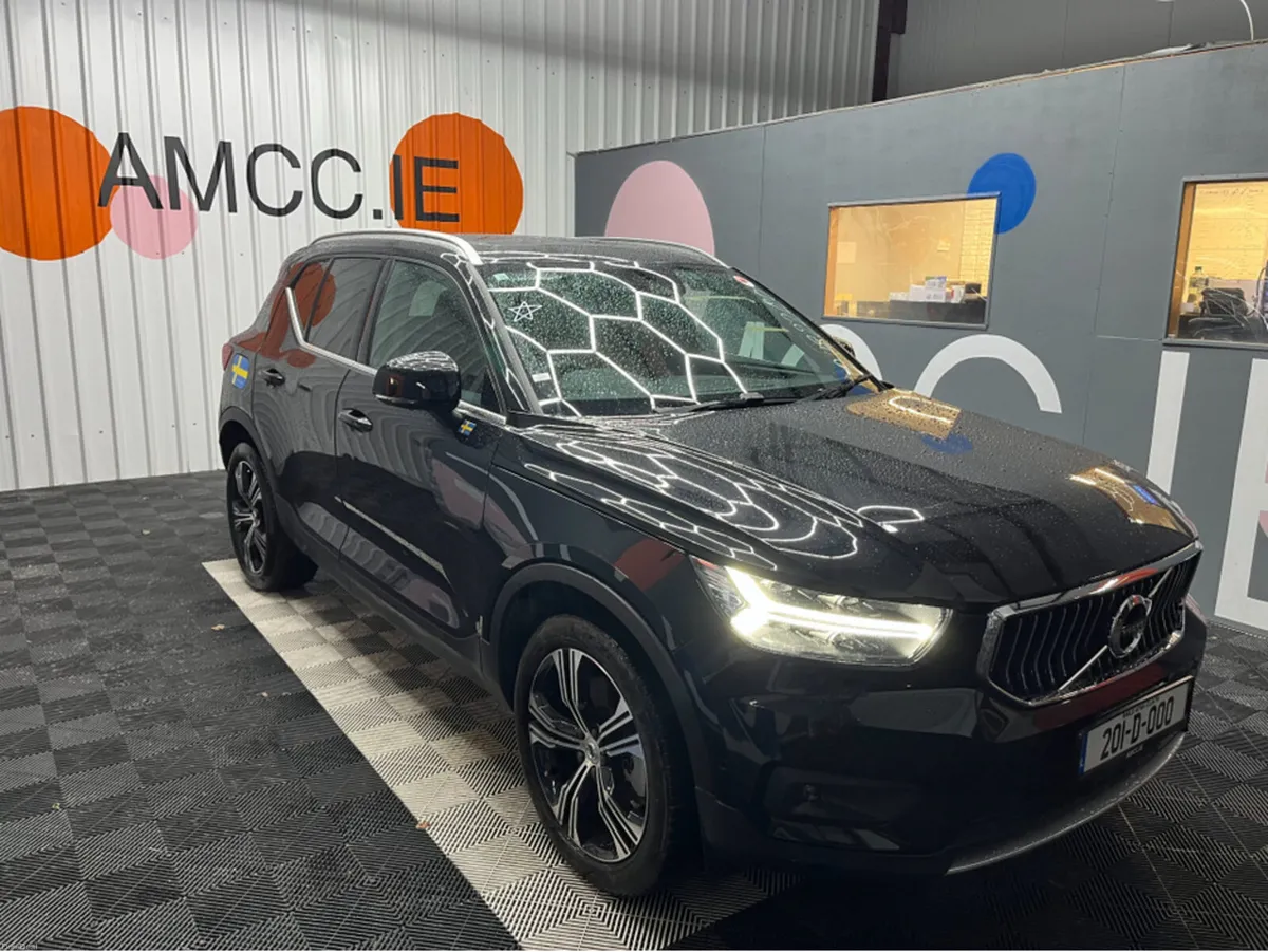 Volvo XC40 €30950 2020 VOLVO XC40 RECHARGE PLUG-IN - Image 1