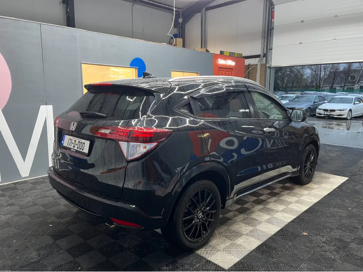 Honda Vezel €17950! 2017 HONDA VEZEL HYBRID Z SENS - Image 2