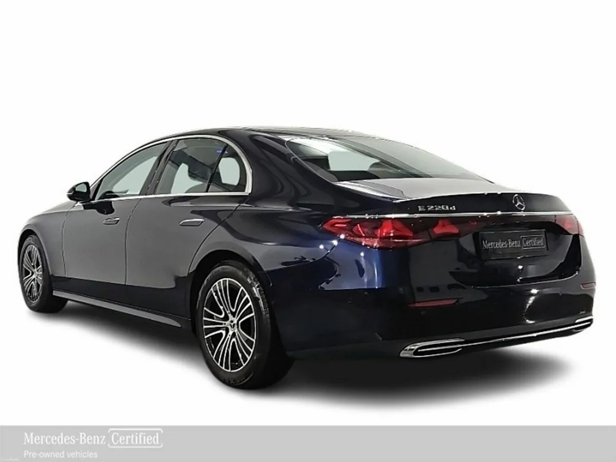 Mercedes-Benz E-Class E220D Avantgarde Plus with U - Image 4