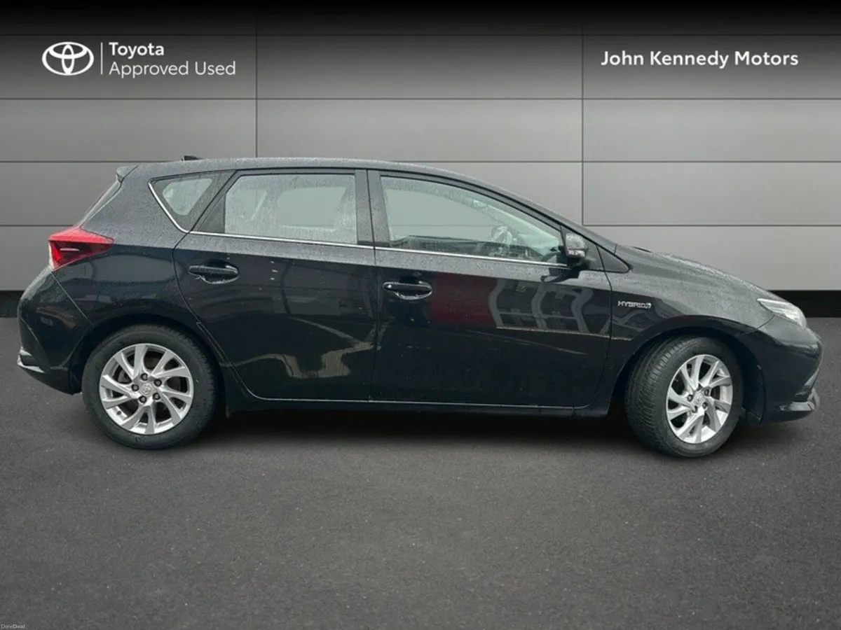 Toyota Auris 1.8 VVT-I HSD BUSINESS EDITION 5DR AU - Image 3