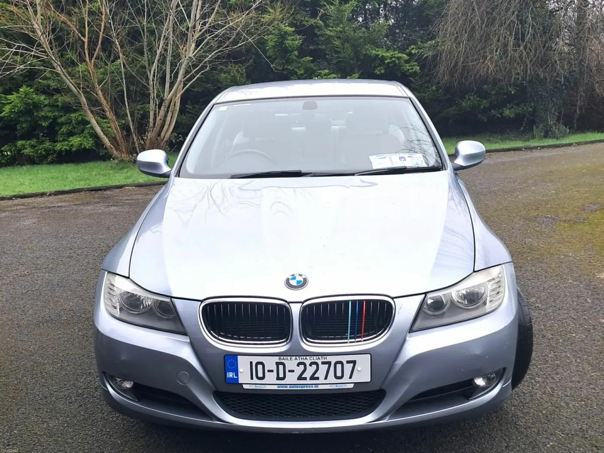 BMW 3-Series 2010 - Image 3