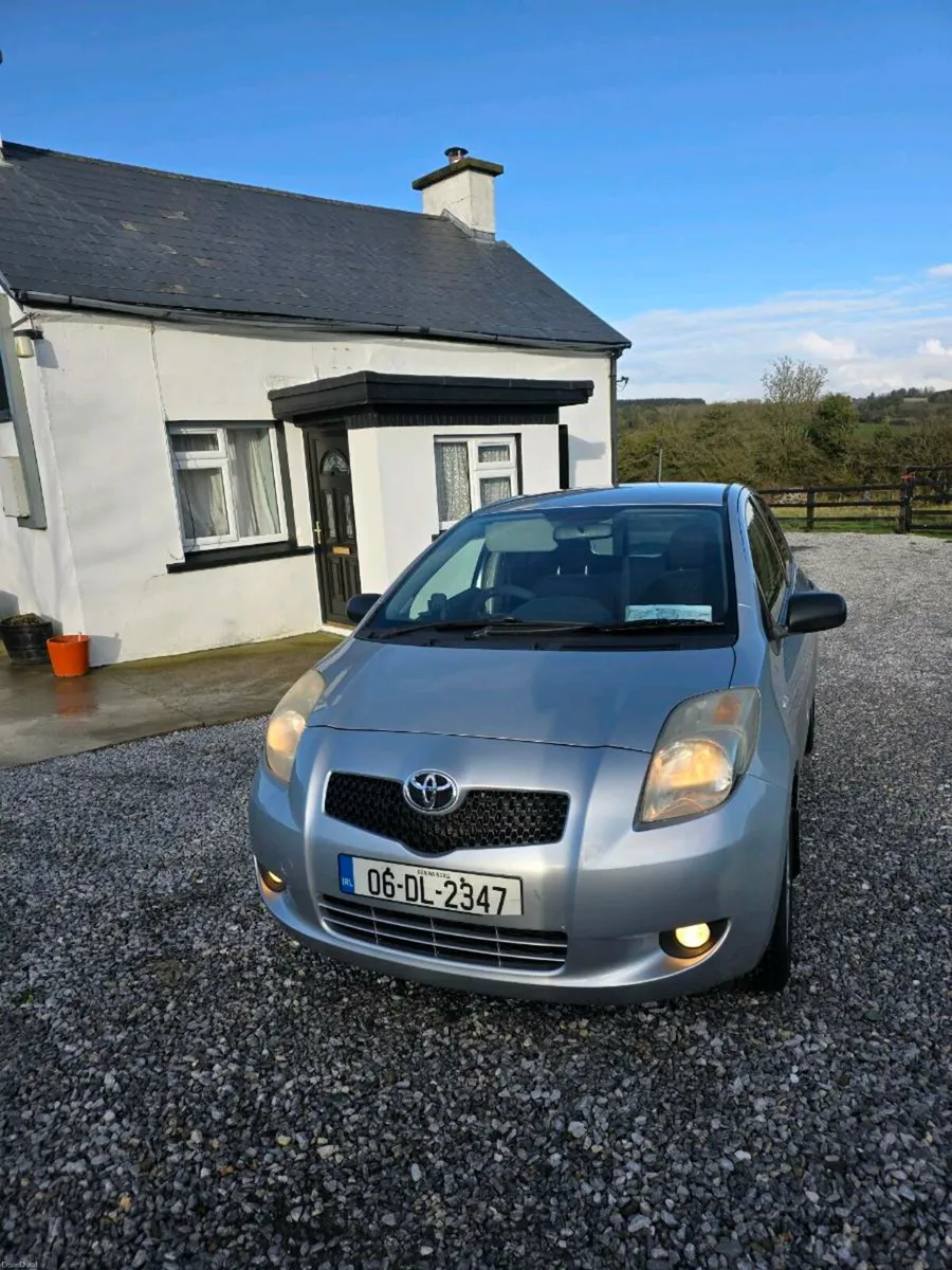 1 liter taxed and tested yaris - Image 1