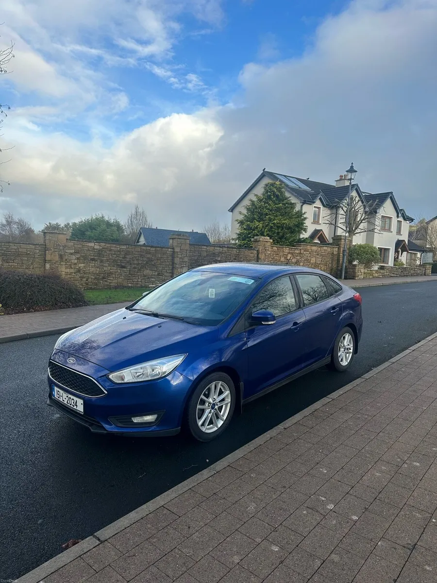 2015 Ford focus - Image 2