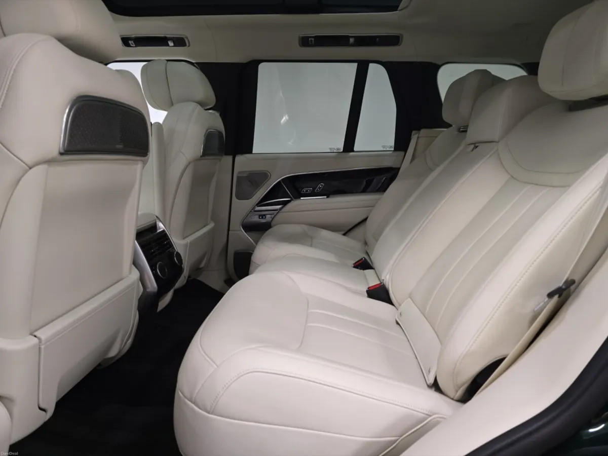 Land Rover Range Rover Diesel Estate Autobiography - Image 4