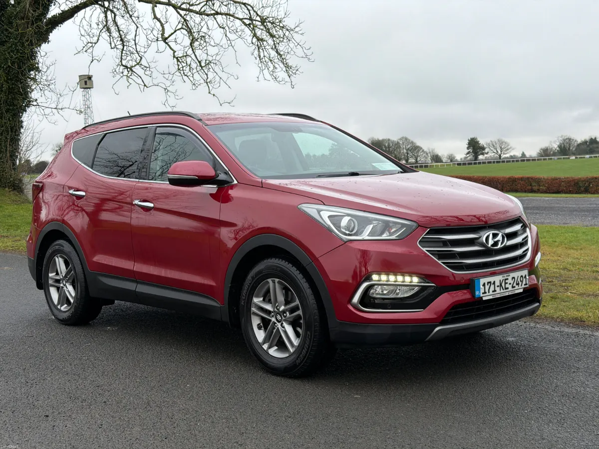 Hyundai Santa Fe 2017 4WD Low Mileage - Image 1