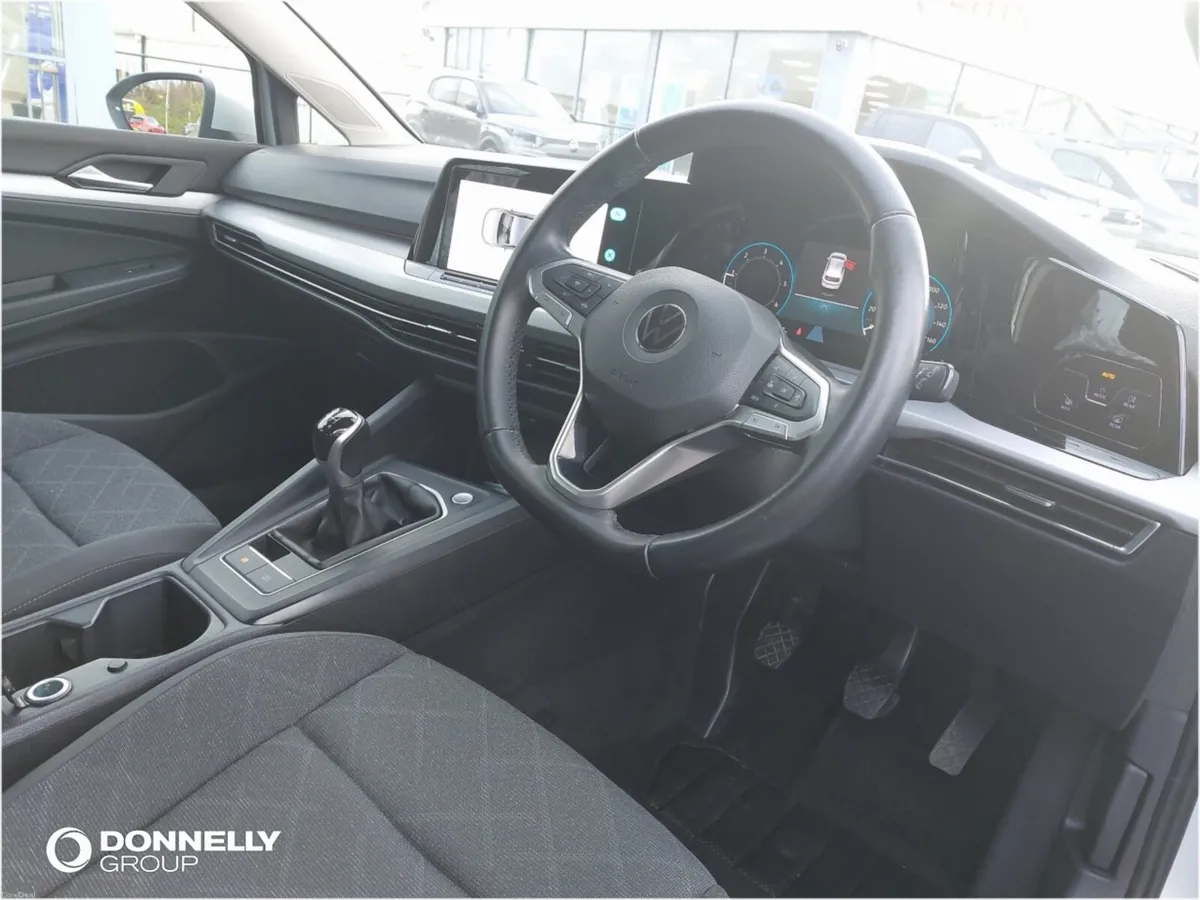 Volkswagen Golf Diesel Hatchback Life - Image 4