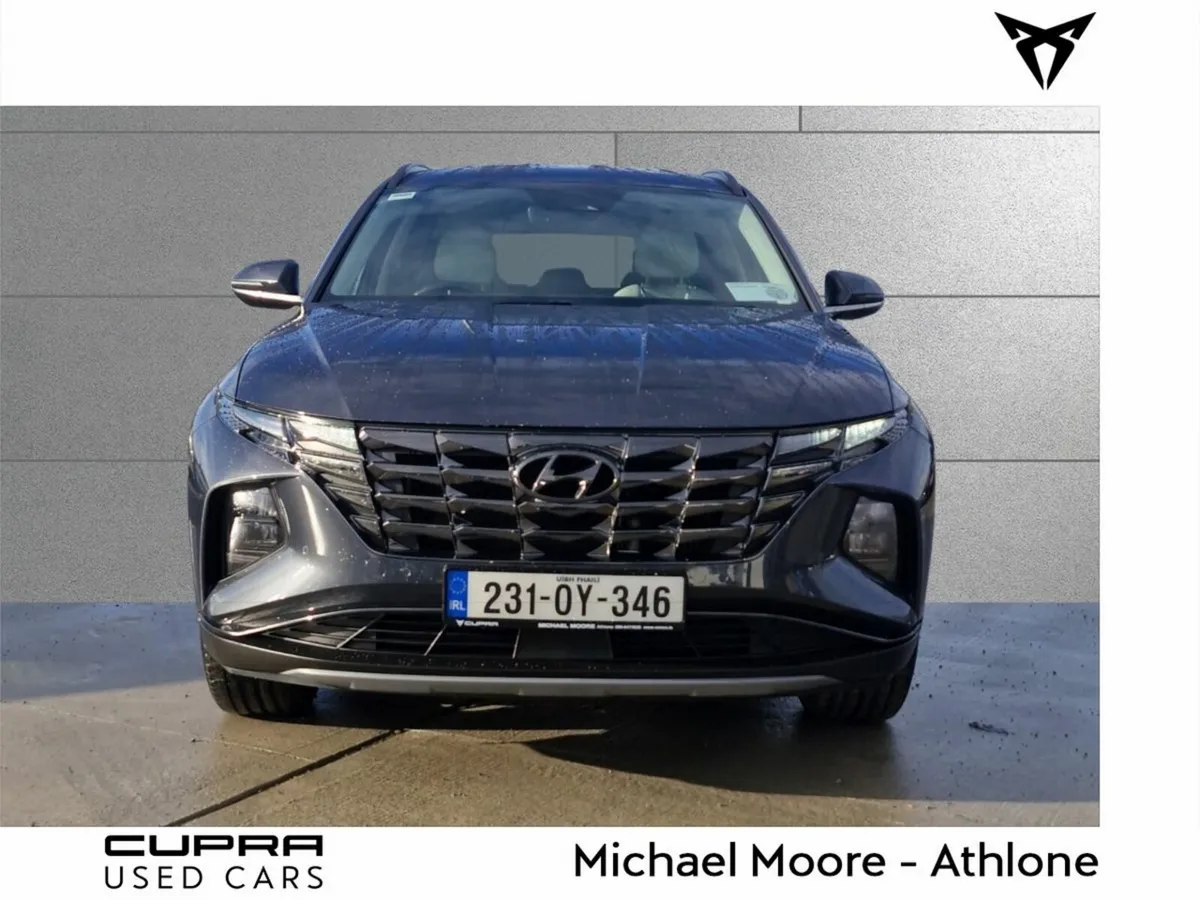 Hyundai Tucson 2WD Executive Plus - Image 2