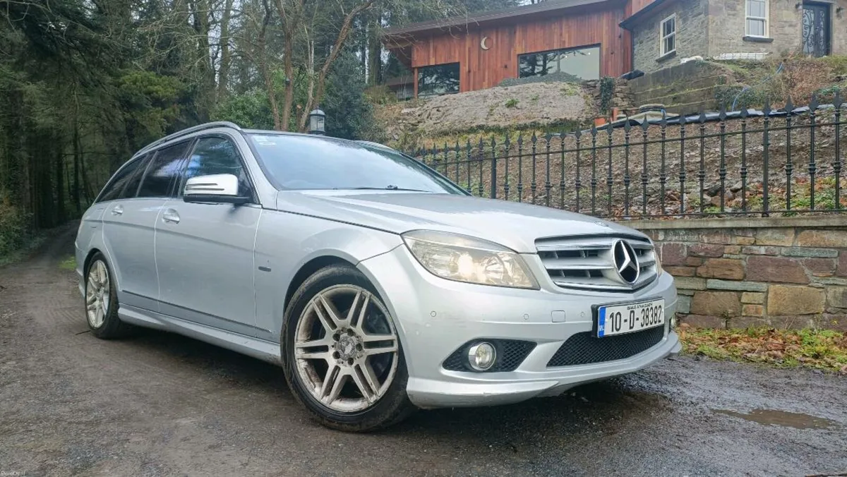 Mercedes Estate 2010 - Image 3