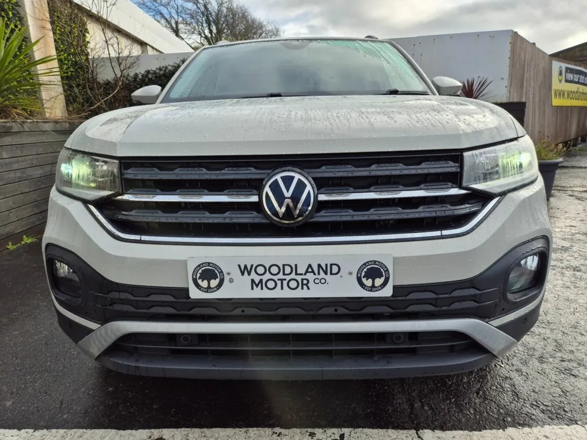 Volkswagen T-Cross 1.0 TSI AUTO / SE + / WITH SAFE - Image 4