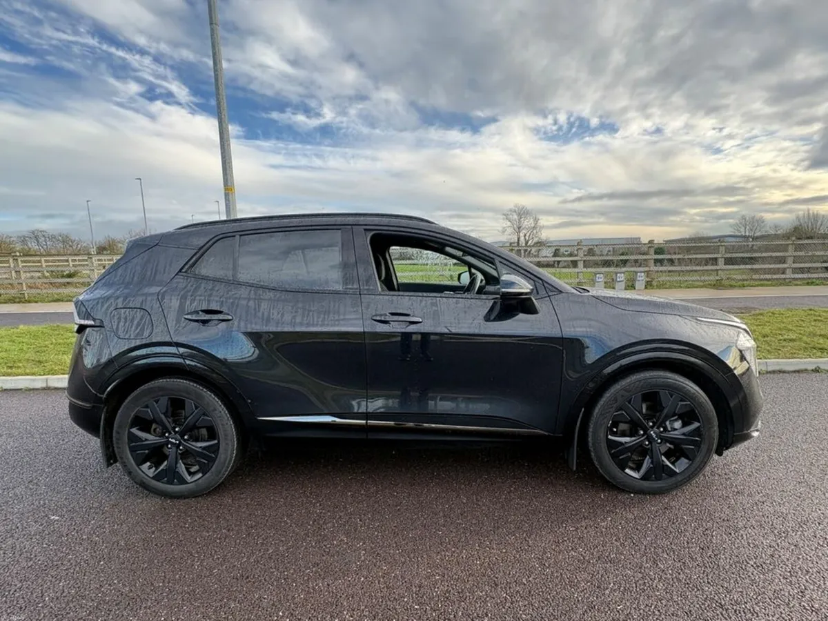 Kia Sportage Phev Anniversary 5DR **WARRANTY TILL - Image 3