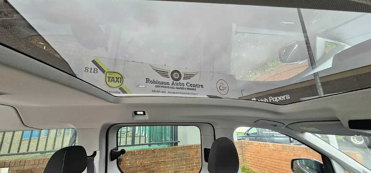 2026 Ford Tourneo Connect Active 1.5 PHEV hybrid - Image 1