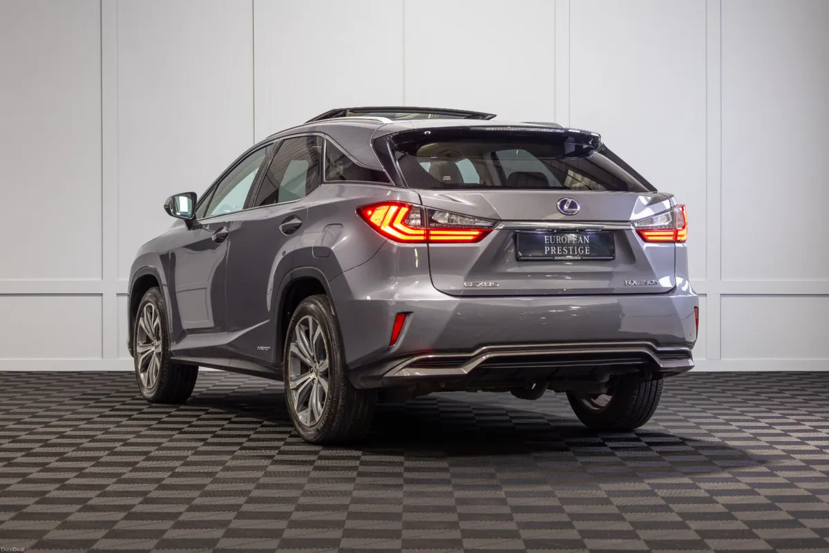 2016 Lexus RX450h Luxury - Image 4