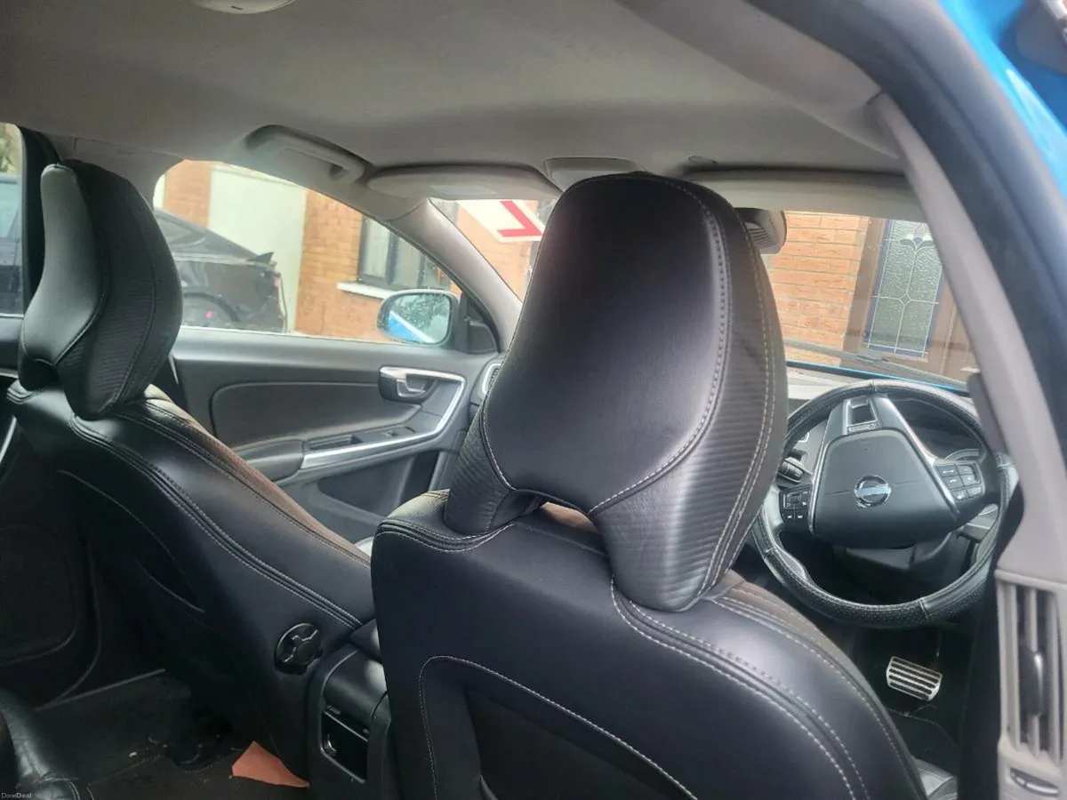 2012 Volvo S60 sport and Low Mileage - Image 2