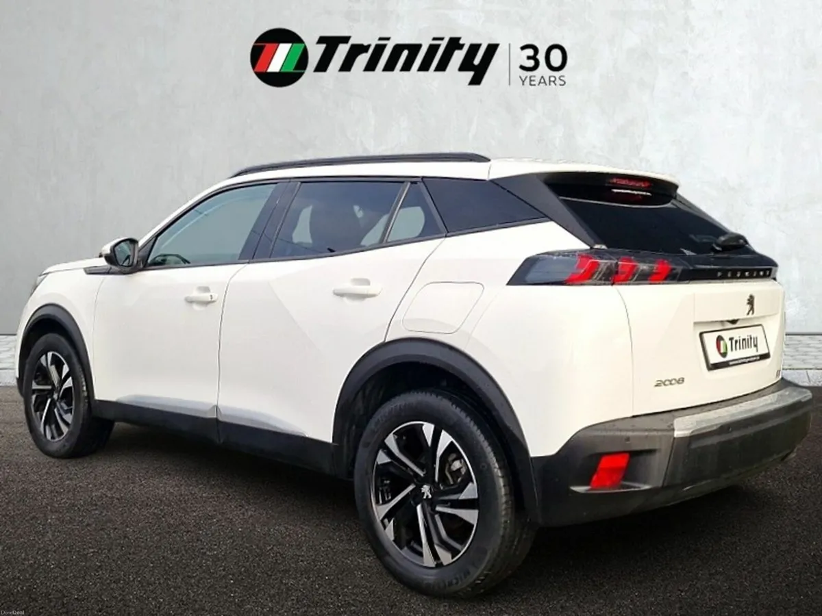 Peugeot 2008 ** REAR REVERSING CAMERA ** TOUCH SCR - Image 3