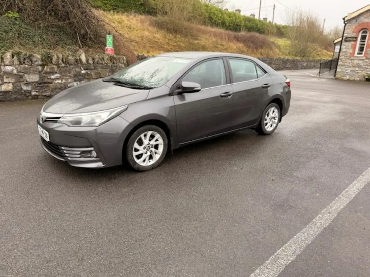 2017 Toyota Corolla nct 09/27 tax 03/26 d4d € 9600 - Image 1