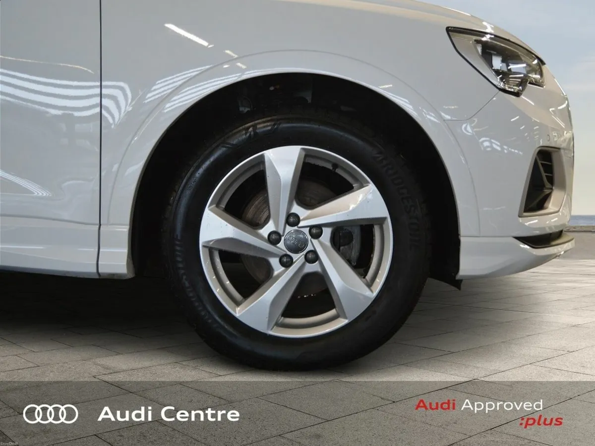 Audi Q3 35 TFSI 150HP SE - Image 3
