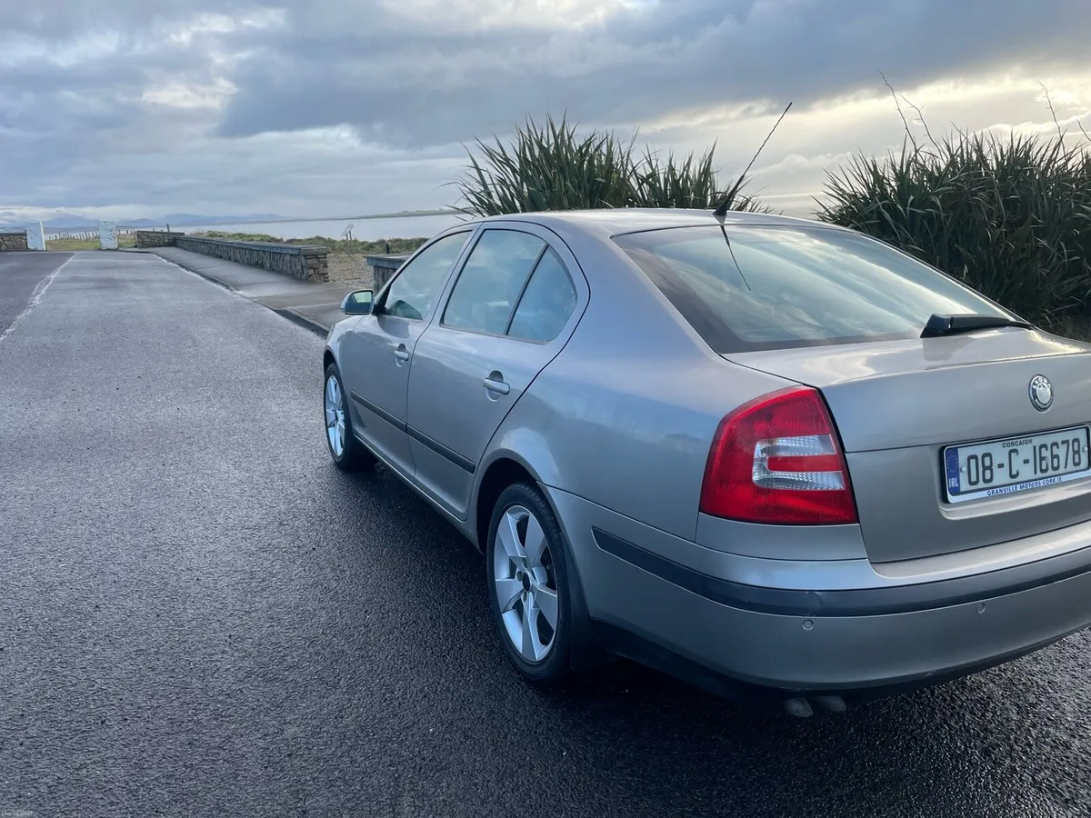 Skoda Octavia Elegance 1.9 TDI DSG Automatic - Image 4