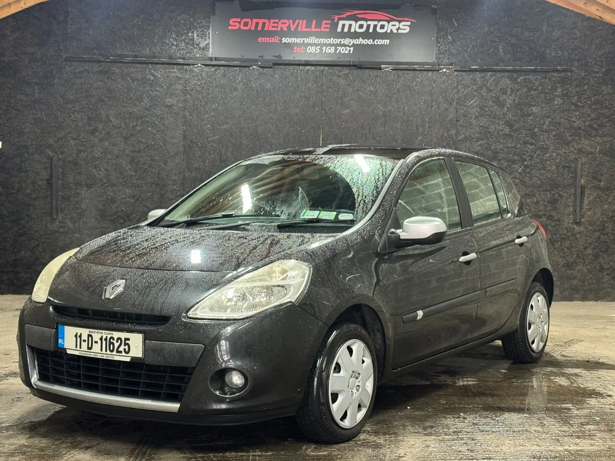 RENAULT CLIO 1.2 PETROL “MANUAL” 2011 - Image 2