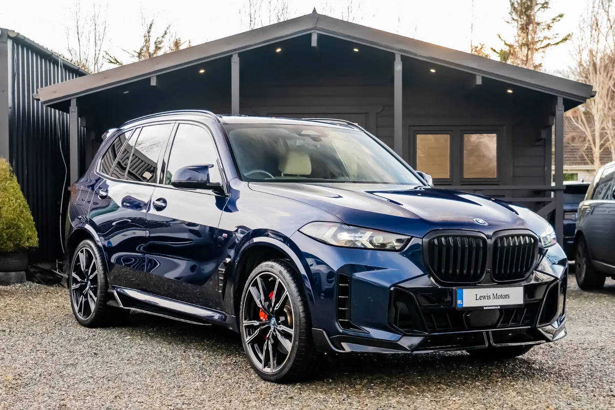 2024 BMW X5 50e M Sport **DEPOSIT TAKEN** - Image 1