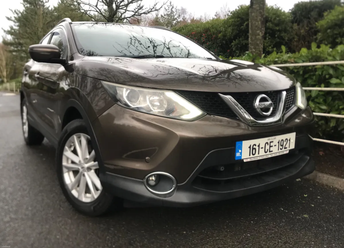 Nissan Qashqai Automatic SUV Sunroof - Image 2