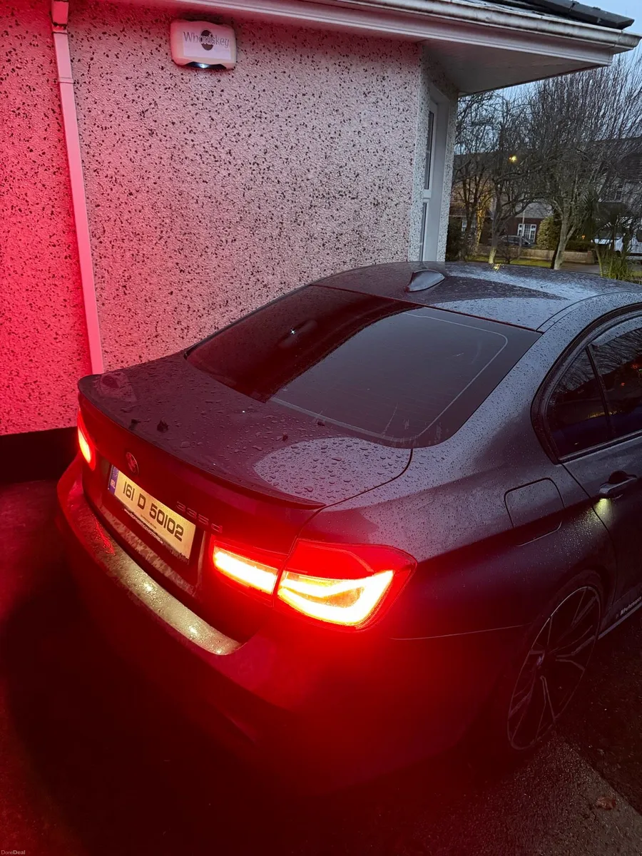BMW 335d - Image 2