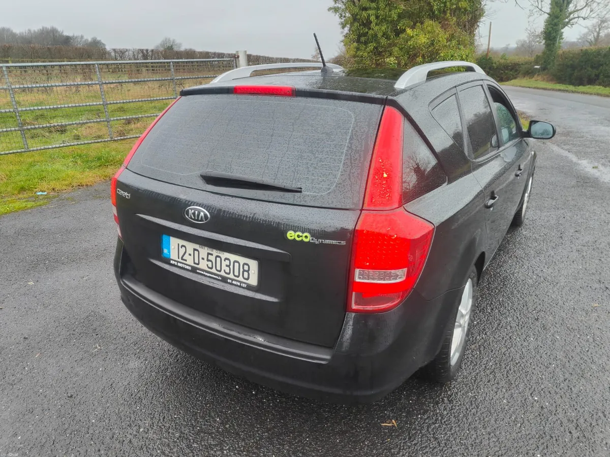 Kia Ceed 2012 - Image 4