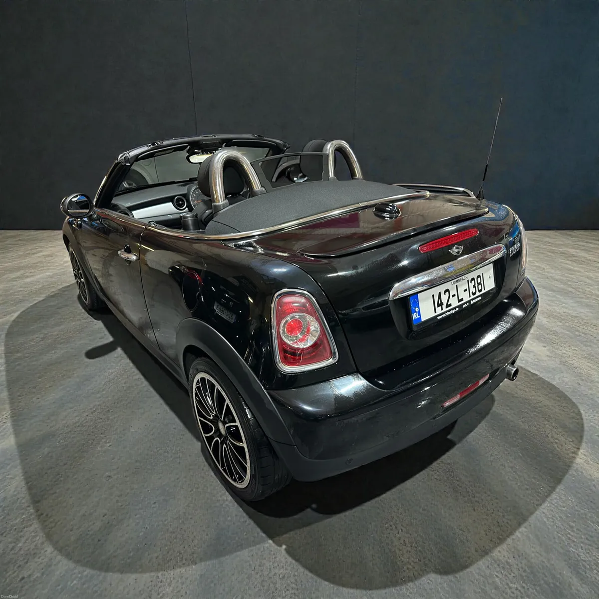 2014 Mini Cooper 1.6 16V COOPER CONVERTIBLE petrol - Image 3