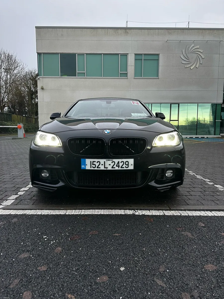 BMW 5 Series - Image 2