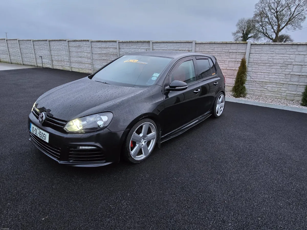 Volkswagen Golf 2010 - Image 1