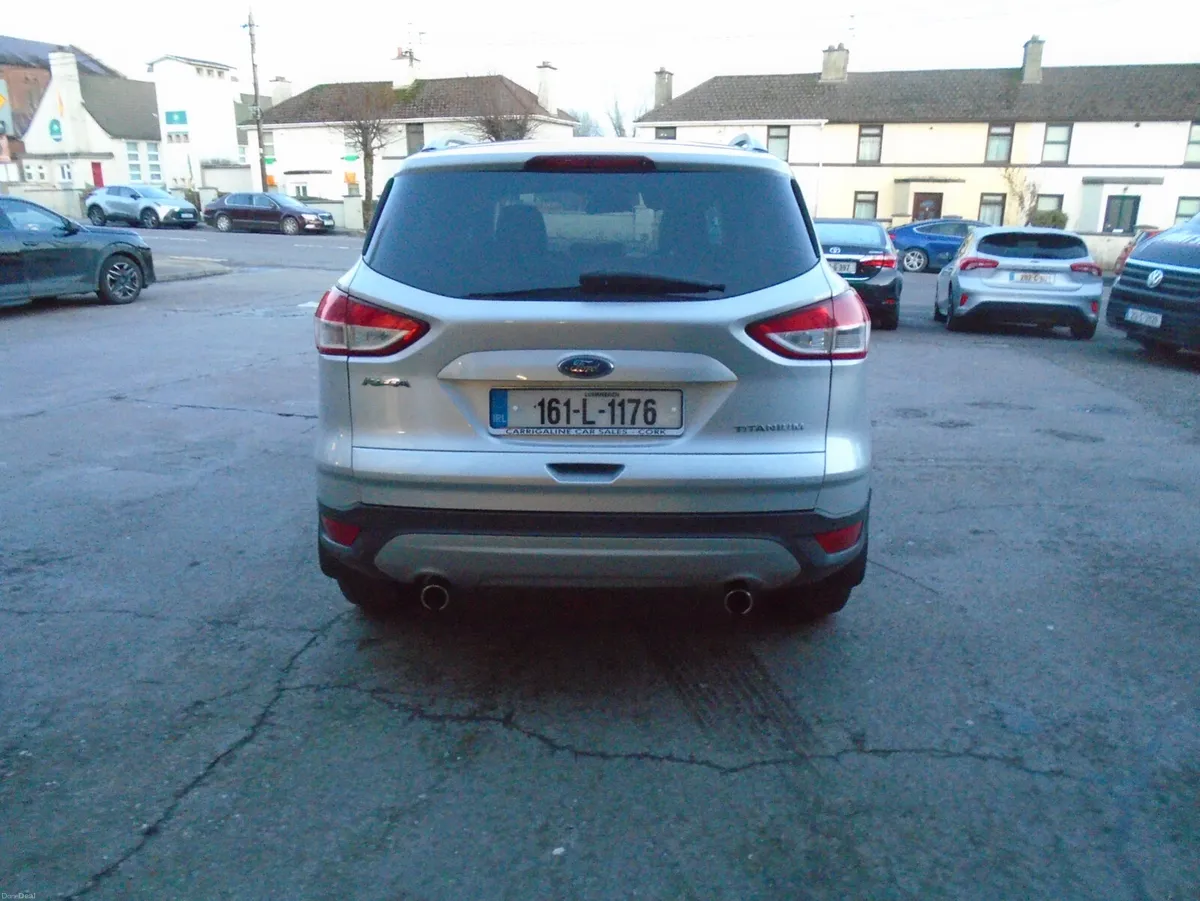 Ford Kuga 2016 - Image 4
