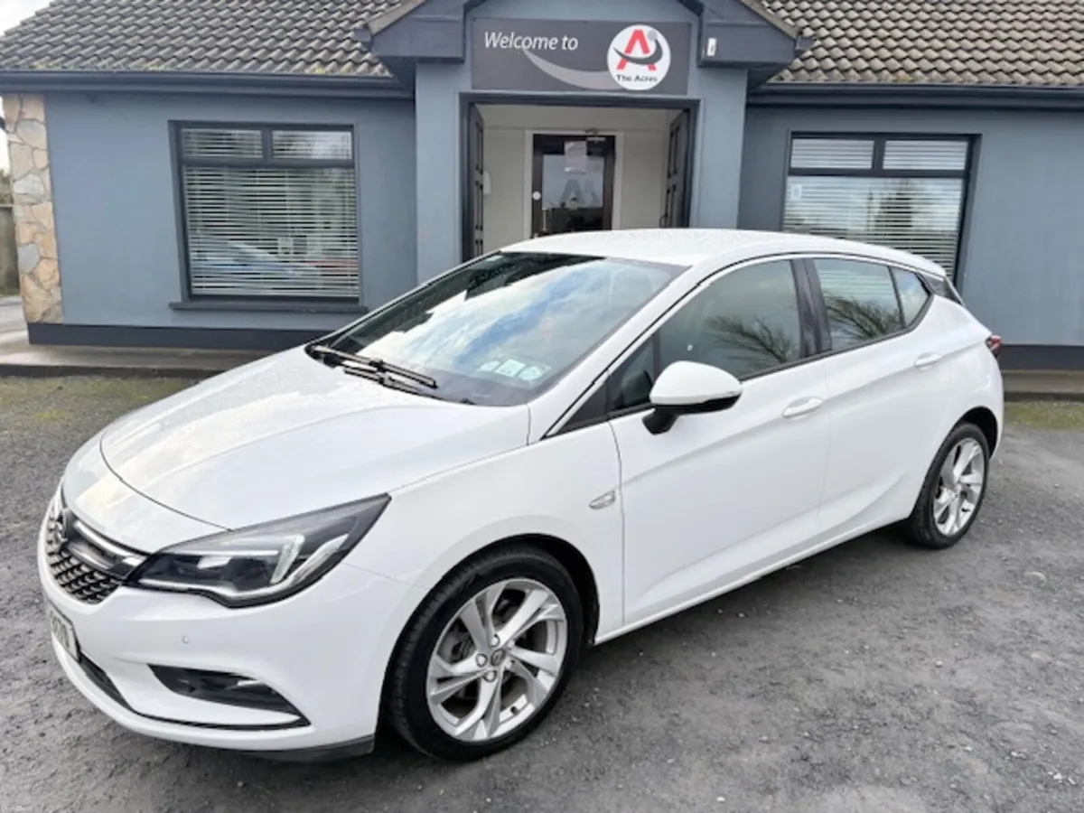 Opel Astra 2016 - Image 1
