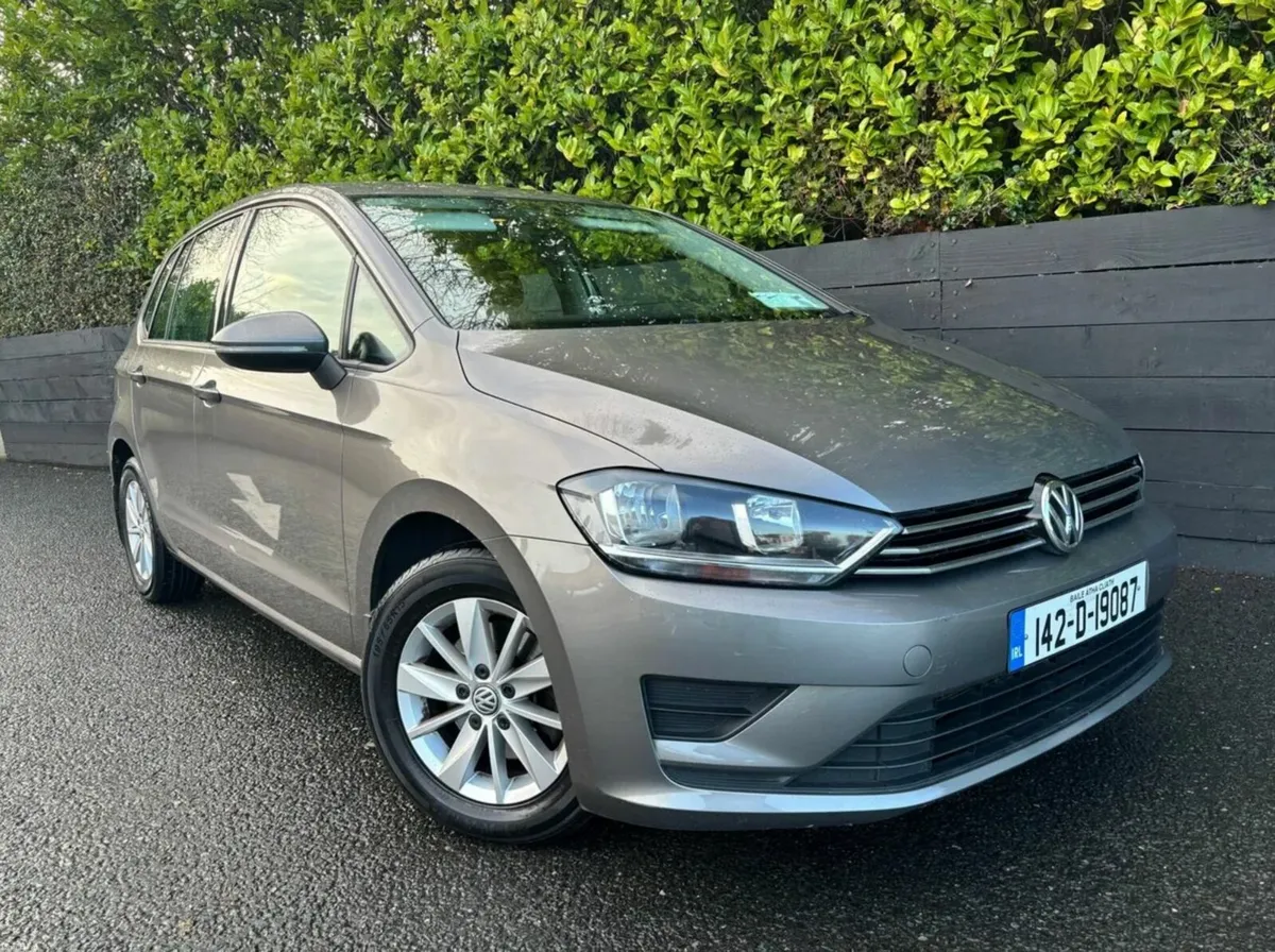 2014 VW GOLF *BRAND NEW NCT* ONLY 130K KM DIESEL - Image 1
