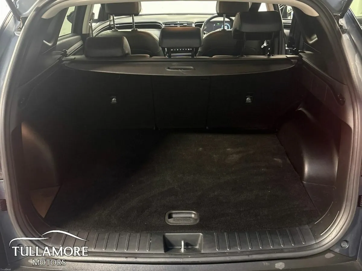 Hyundai Tucson 2WD Executive HEV Auto - Image 4