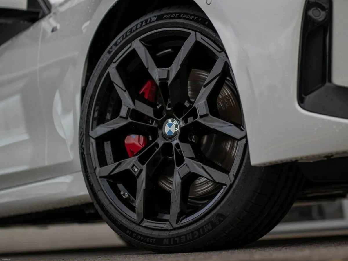 BMW 3-Series 330e M Sport Pro - Image 2