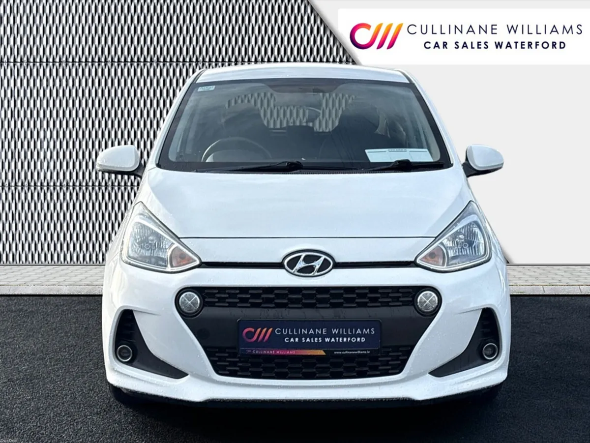 Hyundai i10 2018 PREMIUM 1.2GDI HATCHBACK €59PW WI - Image 3