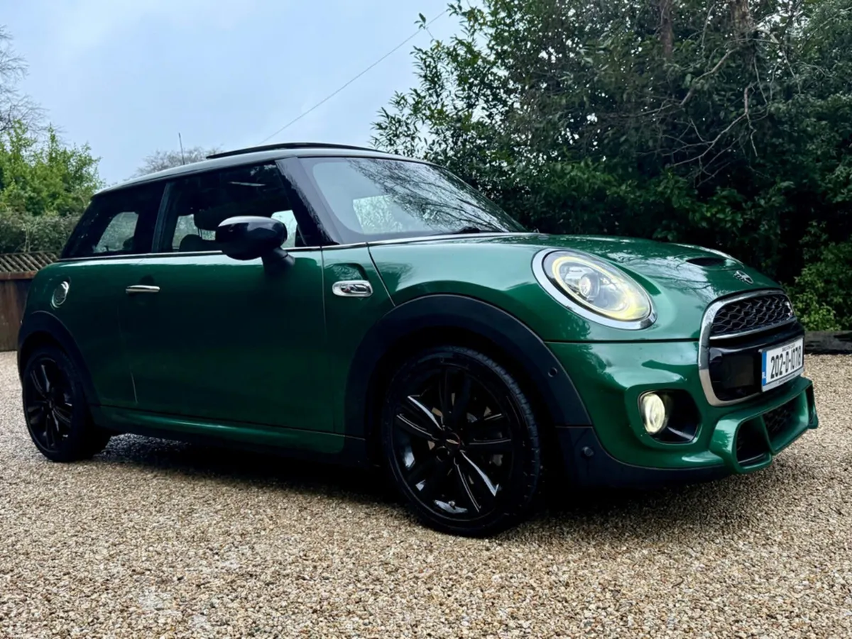 Mini Cooper 2.0 COOPER S *John Cooper Works Pack* - Image 1