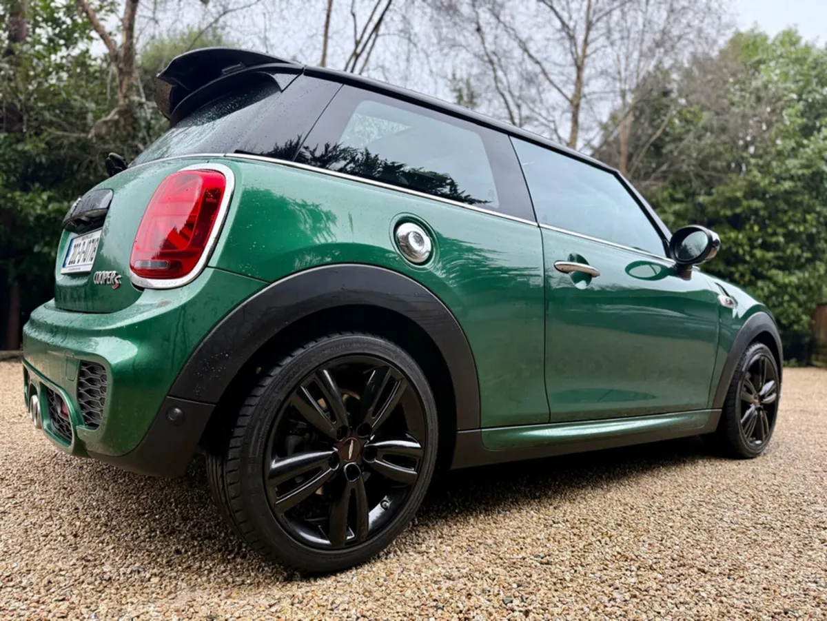 Mini Cooper 2.0 COOPER S *John Cooper Works Pack* - Image 4
