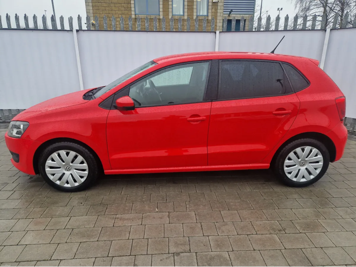 Volkswagen Polo 1.2 PETROL AUTO - Image 4