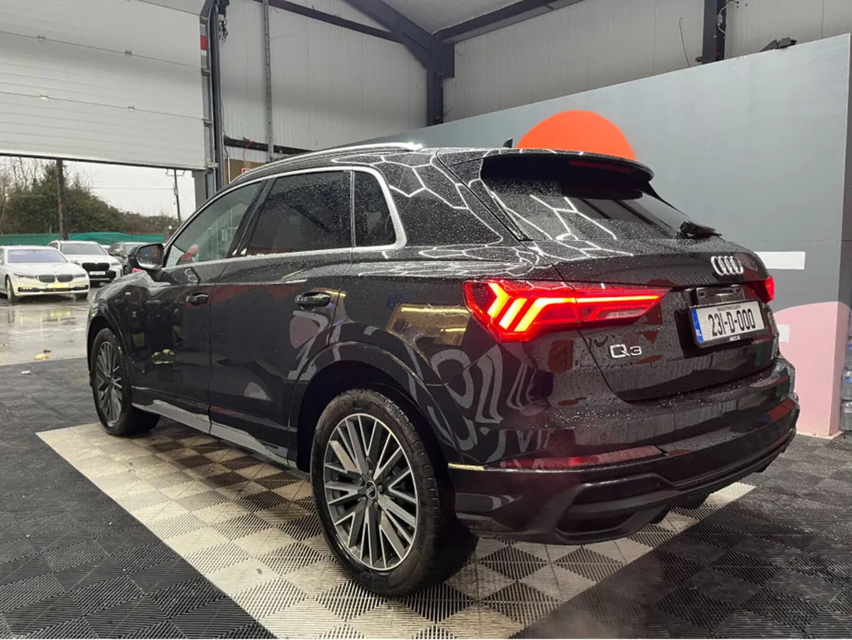 Audi Q3 2023 AUDI Q3 35TFSI S LINE 1.5 AUTOMATIC / - Image 4
