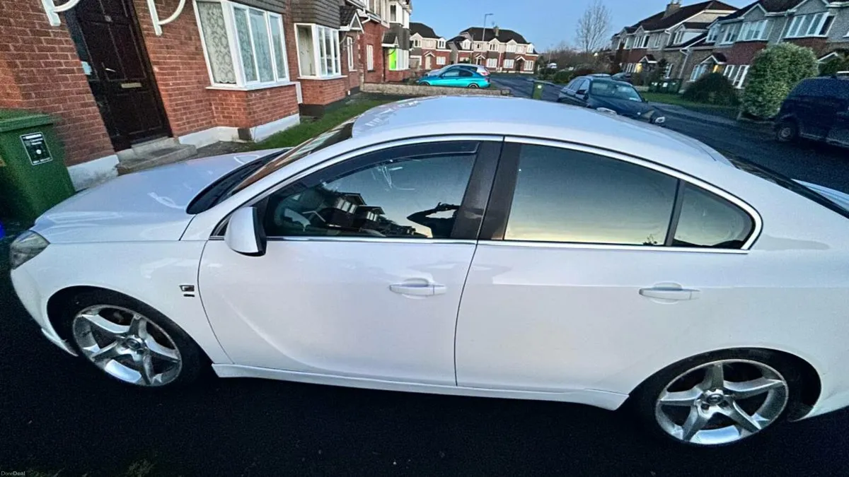 Vauxhall Insignia Opel - Image 2