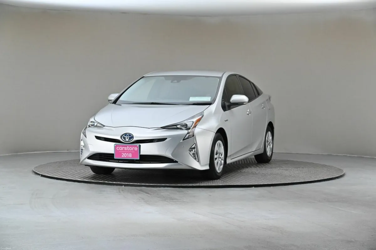 Toyota Prius 1.8 HYBRID **BI-TONE INTERIOR**REVERS - Image 3