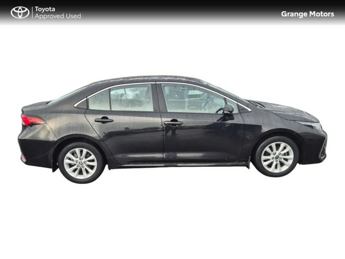 Toyota Corolla 1.8 HYBRID LUNA SALOON - Image 4