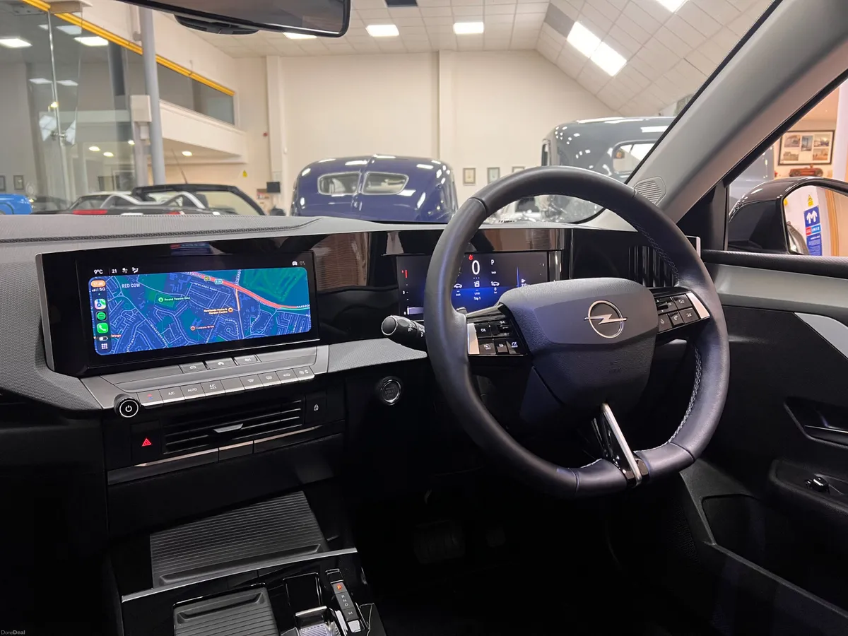 AUTOMATIC DIESEL Only 9,000 Kms 2024 (242) **Finan - Image 3