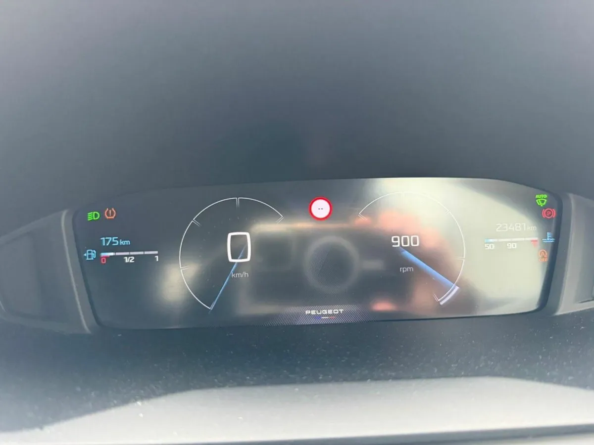 Peugeot 208 1.2 ALLURE *JUST IN* €60 PER WEEK ON P - Image 2