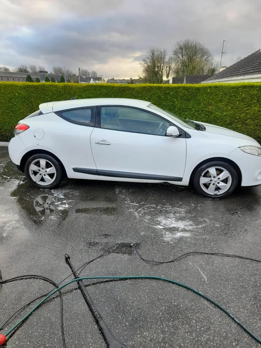 12 Renault Megane Coupe NCT27 - Image 4