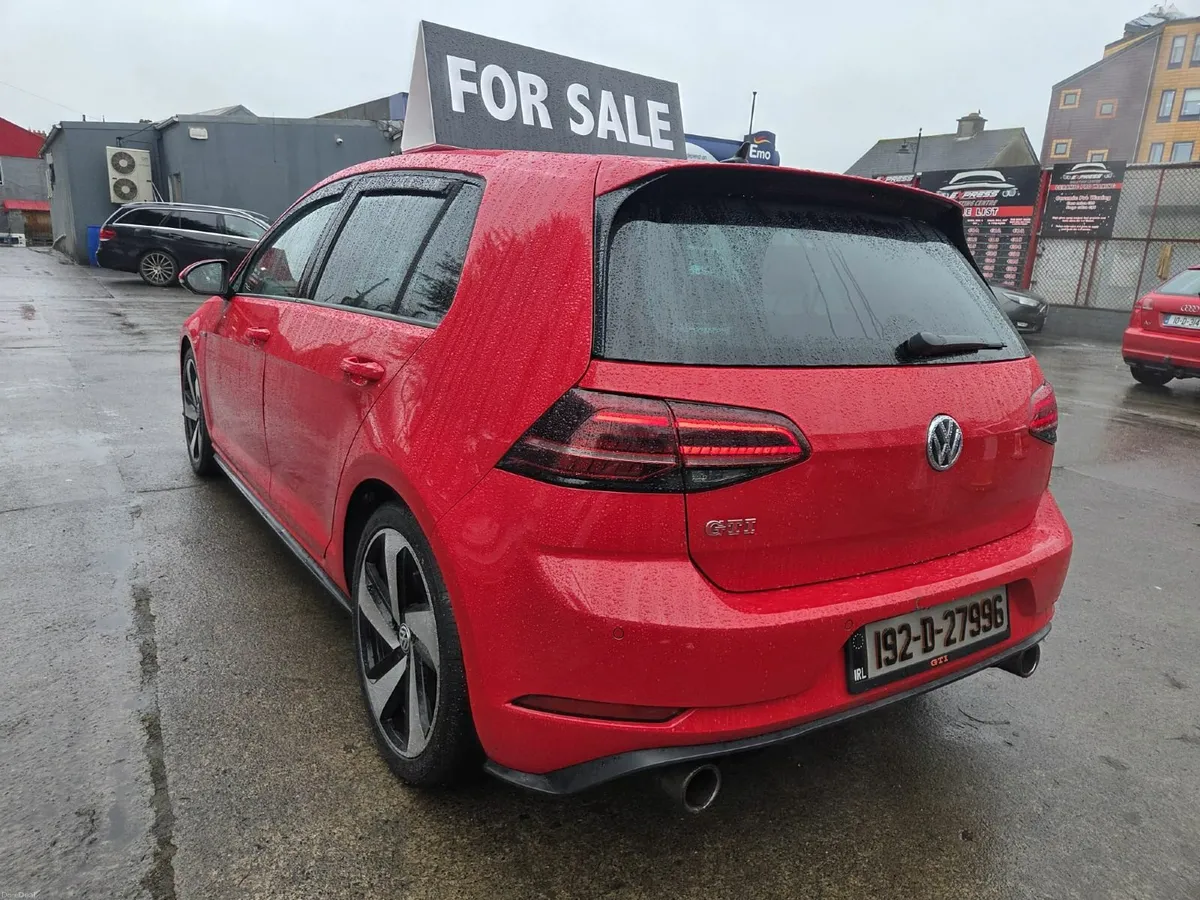 Volkswagen Golf 2019 - Image 2