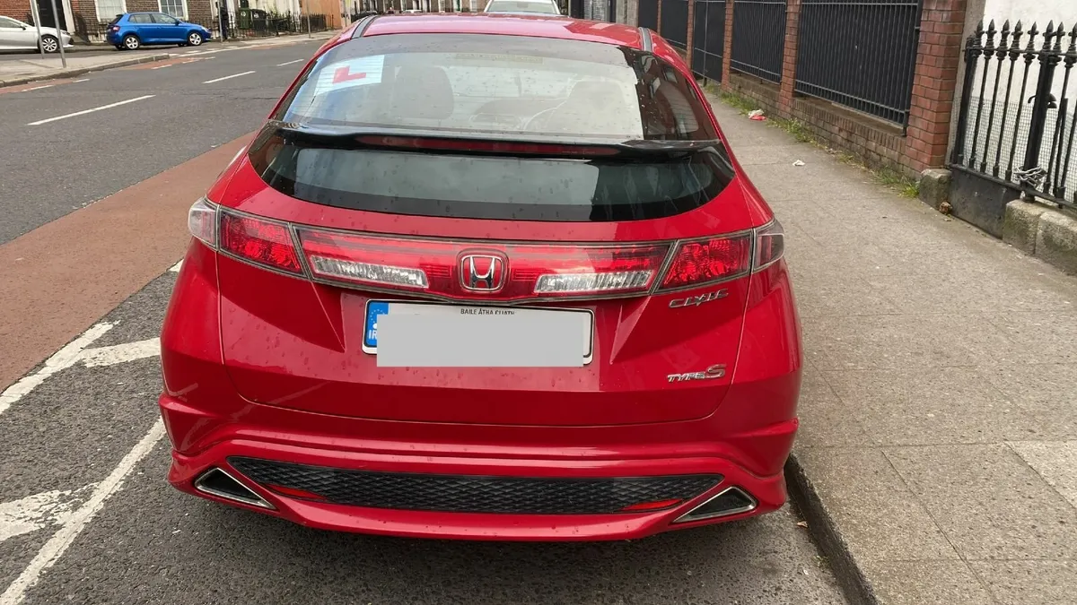 Honda Civic 2010 - Image 3