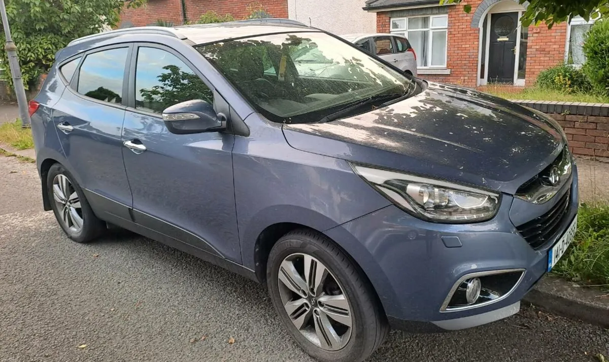 HYUNDAI IX35 PREMIUM 4WD 5DR - Image 2