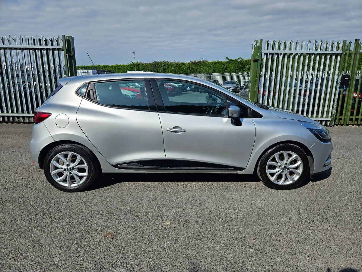 Renault Clio 2017 1.2 DYNAMIQUE NAV - Image 3